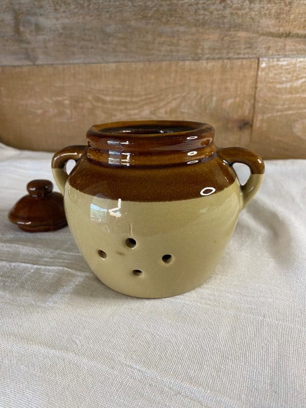 ceramic garlic pot back pierced holes