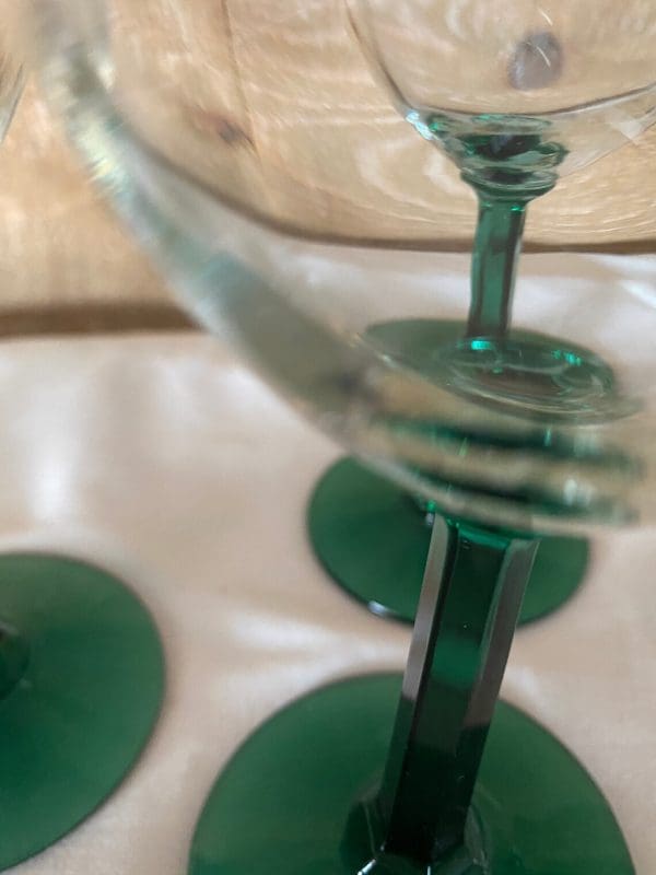 vintage green stem wine glasses emerald green