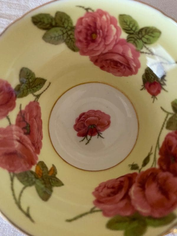 Foley tea cup and saucer set yellow with large cabbage roses close inside saucer