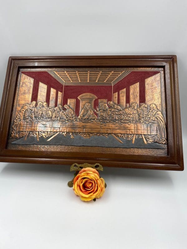 vintage last supper picture copper flocked in red in wooden frame beautiful 3D effect detail