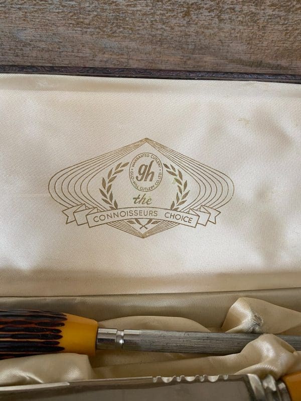 vintage Bakelite carving set inside case marked connoisseurs choice