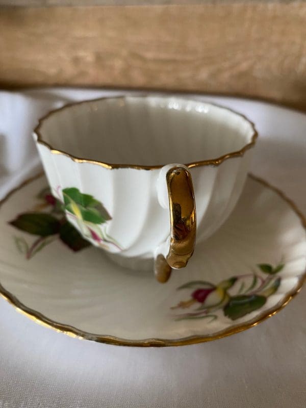 pink flower tea cups gold handle