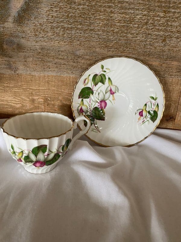 pink flower tea cups and saucer