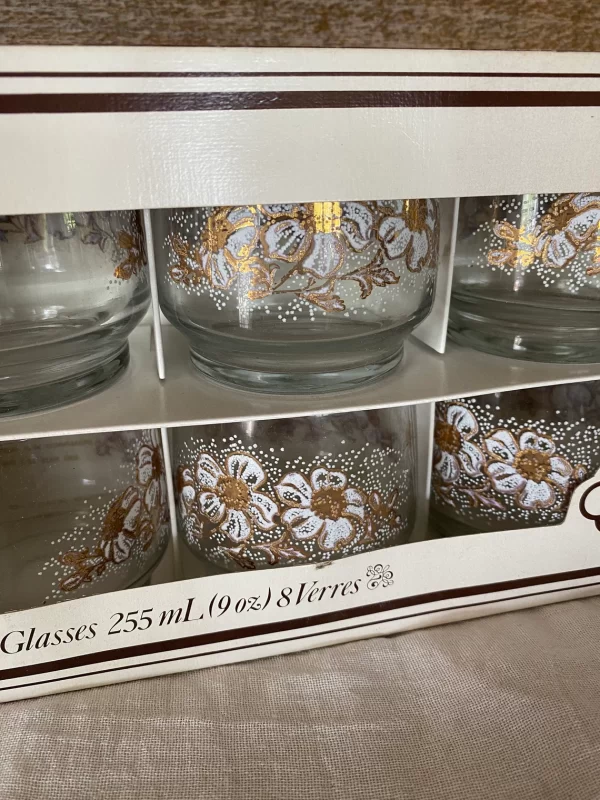 vintage Libbey glasses close in box