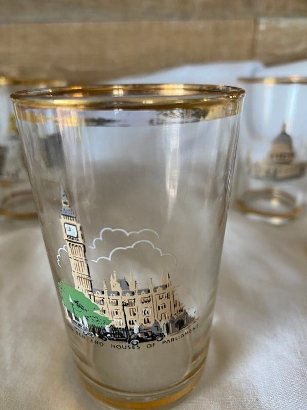 London landmark drink glasses gold trim wear