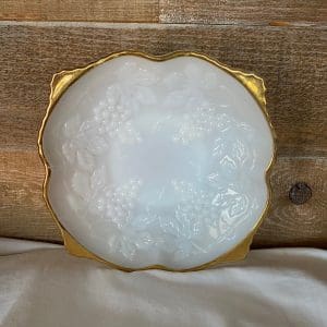 milk glass bowl with grapes front