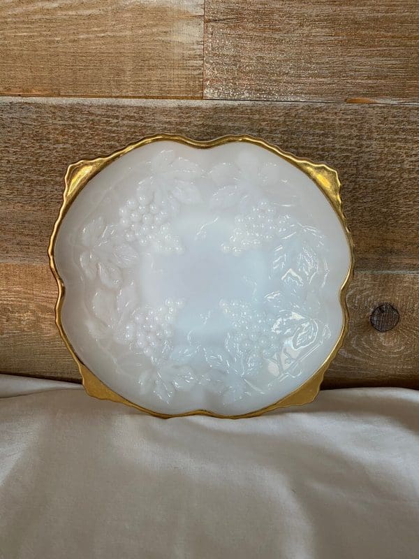 milk glass bowl with grapes front