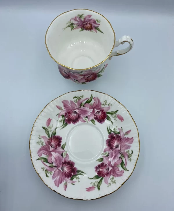 Paragon tea cup and saucer top view