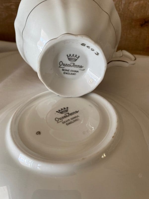 Queen Anne teacup bottom