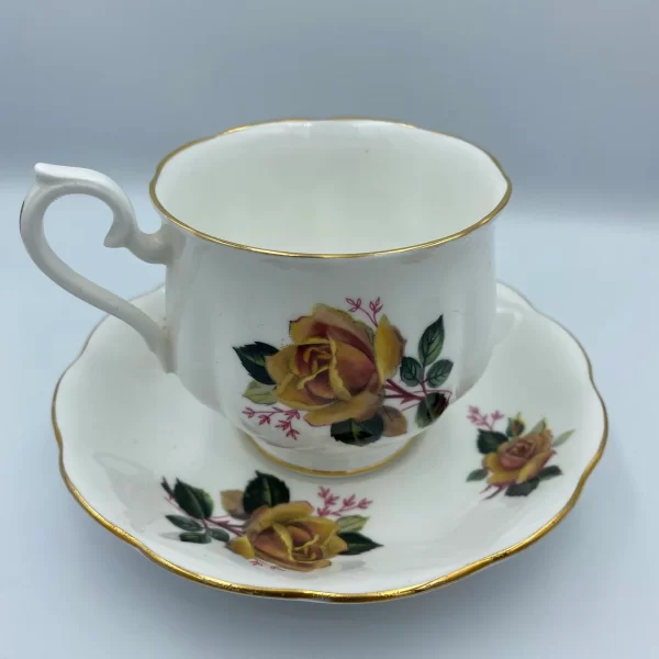 royal albert tea cups and saucers back yellow rose