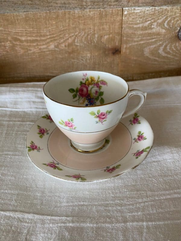 cute tea cups Royal Standard Pink with Rose Chintz