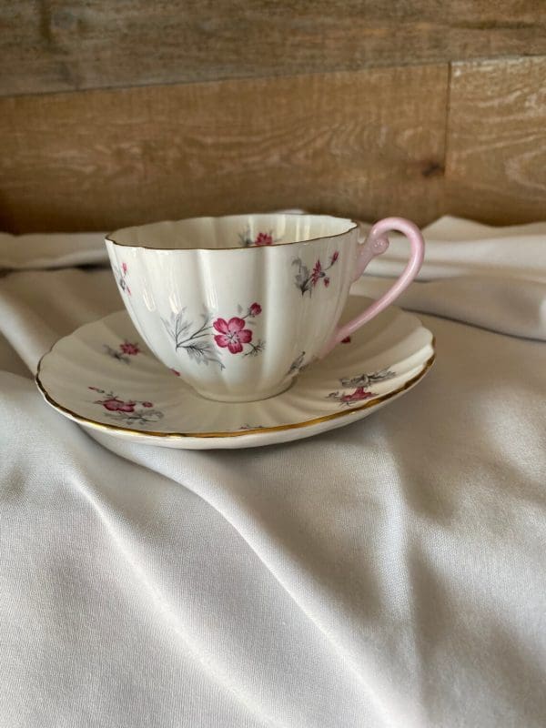 Shelley pink flower tea cup right side