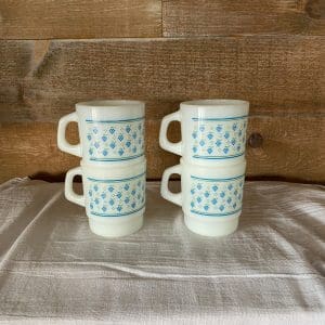 Termocrisa Mugs Set of Four Blue Grape Pattern fronts stacked