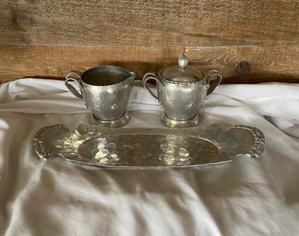 vintage creamer and sugar set metal on tray hammered aluminum