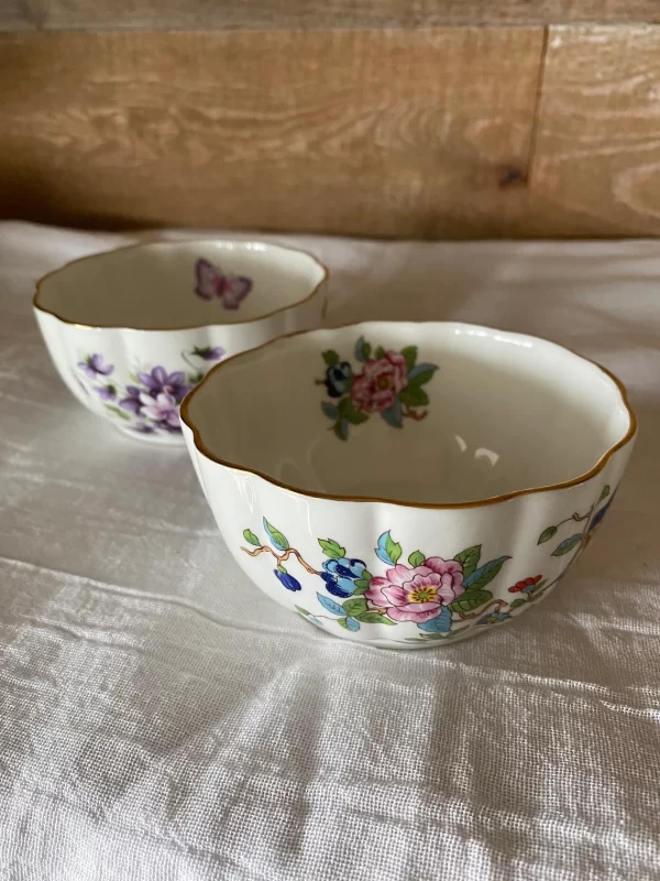 Aynsley Pembroke bowl and Aynsley Wild Violets bowl flowers on the fronts of both