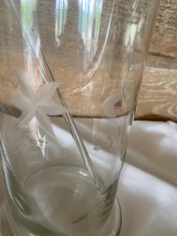 beaker glass pitcher etched