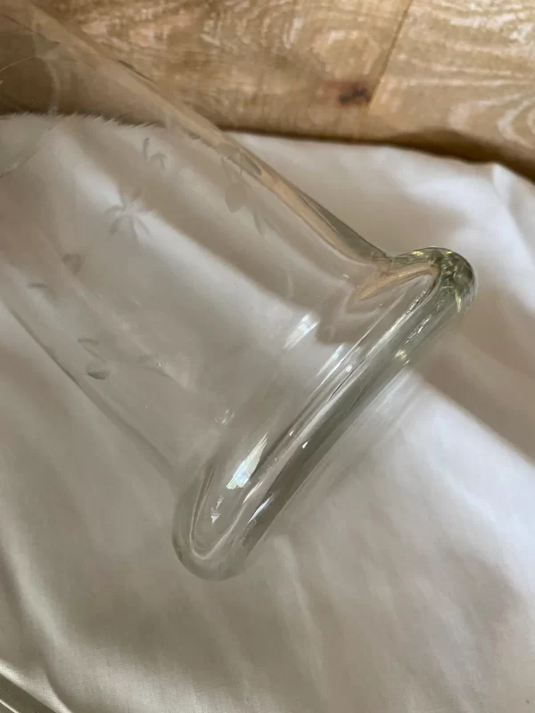 beaker glass pitcher base