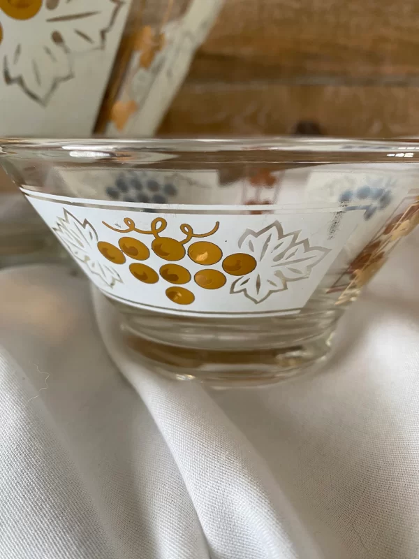 vintage chip and dip bowl close grape pattern