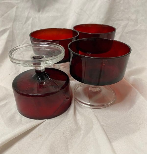 Luminarc champagne glasses contrast of red glass and clear stems