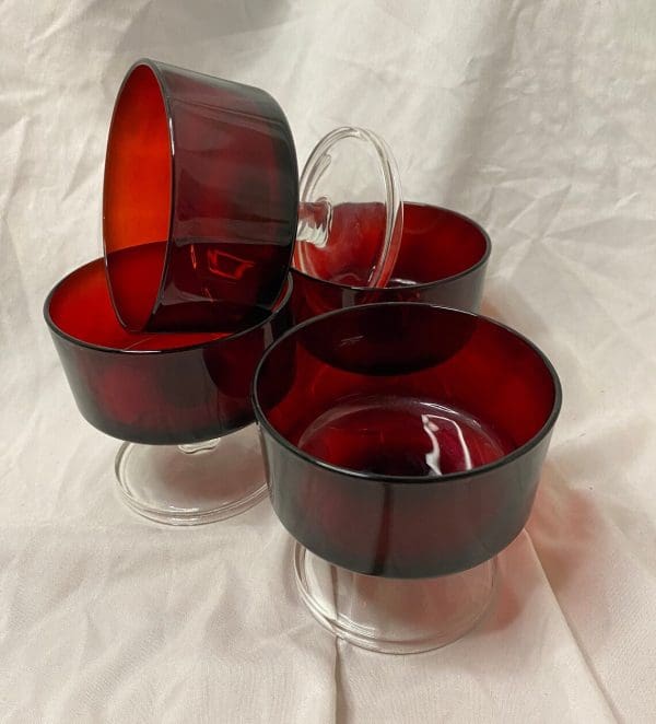 Luminarc champagne glasses set of four red and clear