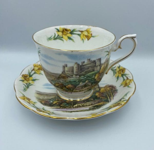 British song tea cup Royal Albert right side