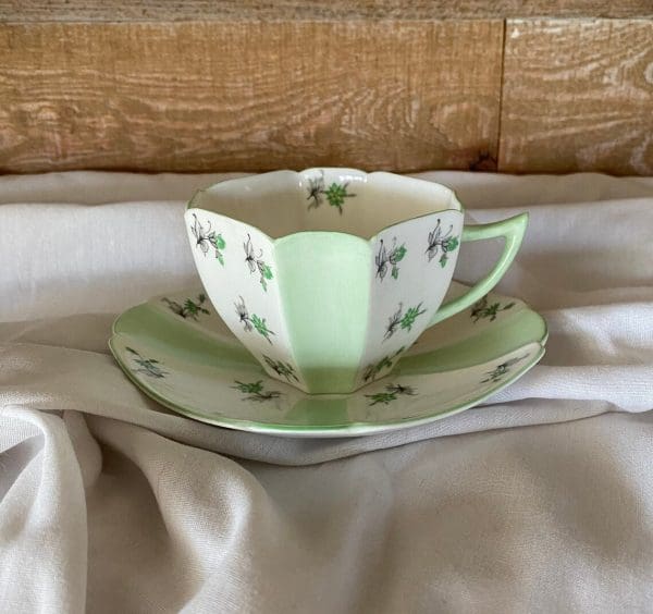 rare Shelley tea cups Green Charm Queen Anne shape